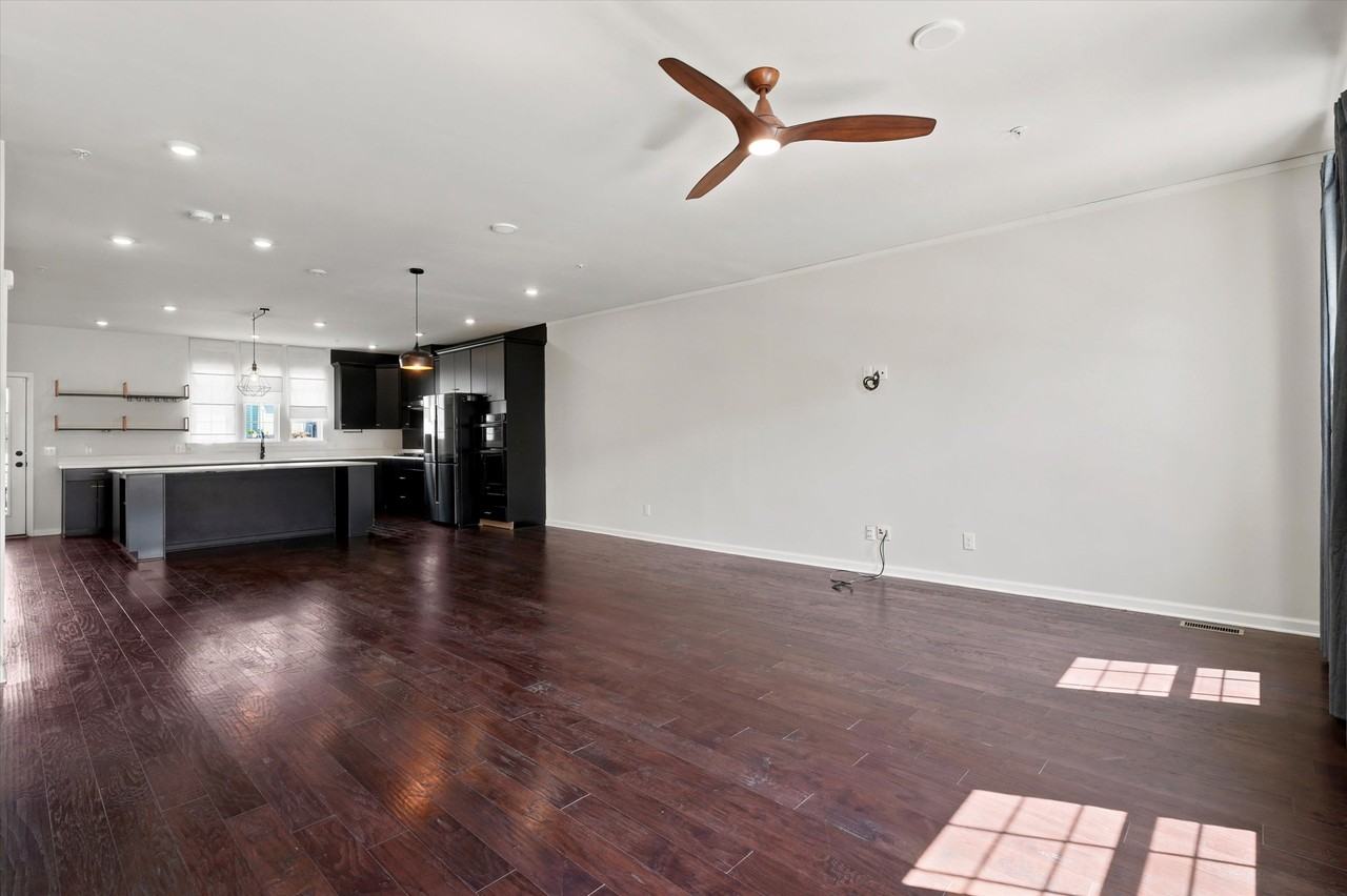 443 Tall Oaks Dr #NA - Photo 6 of 25
