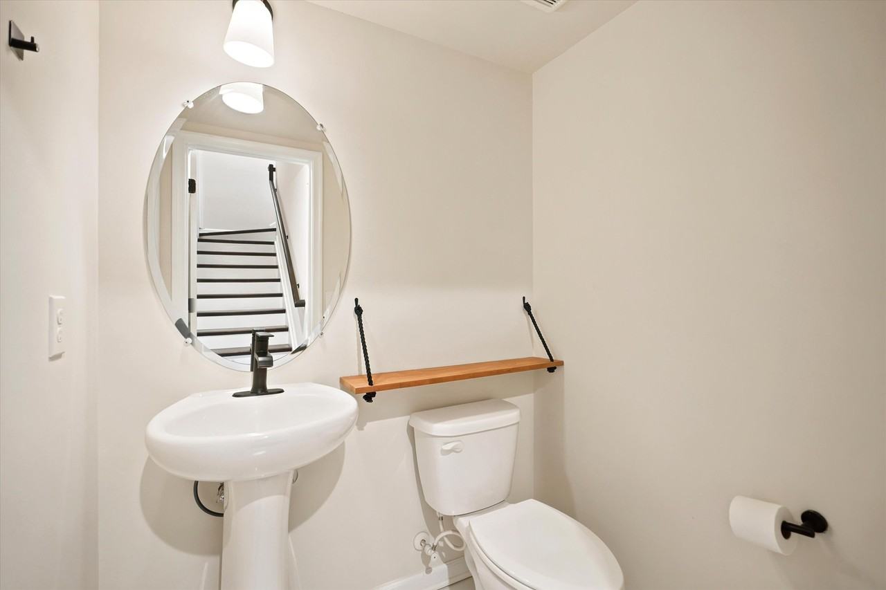 443 Tall Oaks Dr #NA - Photo 7 of 25