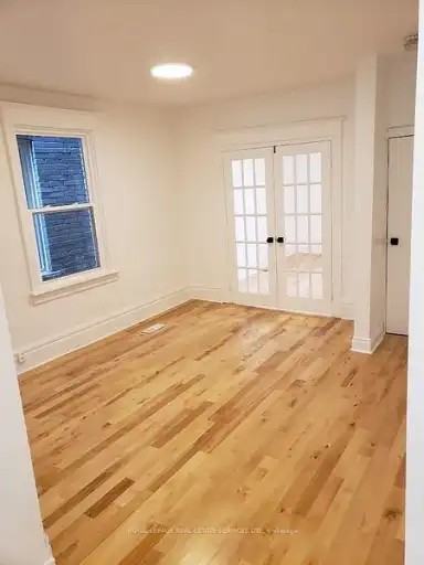 637 Woodbine Ave #2 - Photo 6 of 9