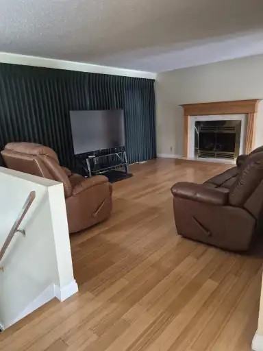 8403 19 Ave Nw - Photo 7 of 22