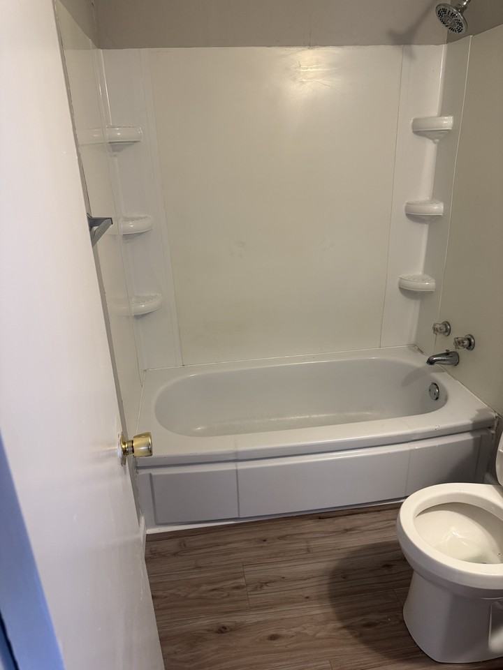 204 1/2 E Sheen Ave #NA - Photo 7 of 11