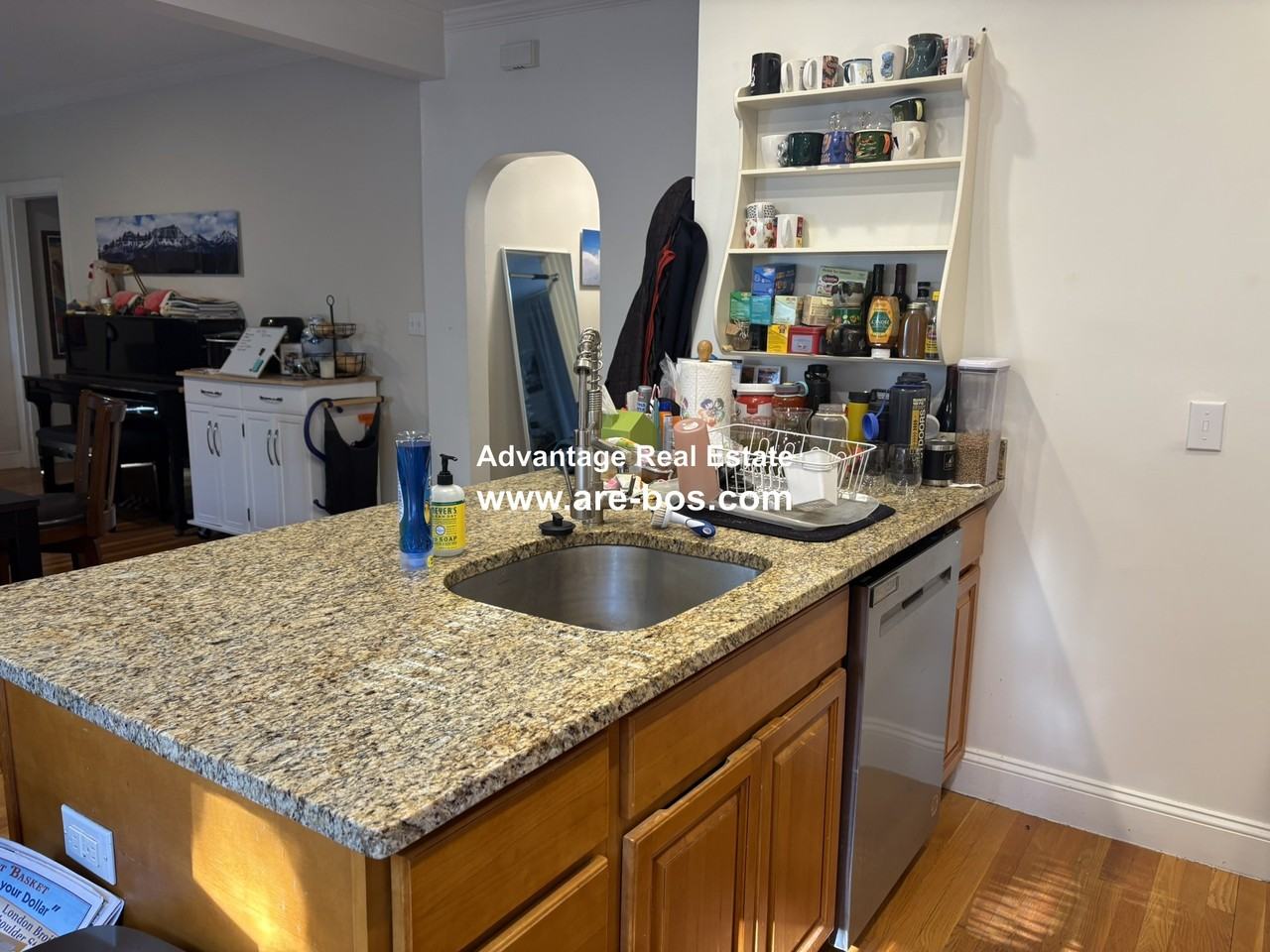 115 5th St - Photo 3 of 31
