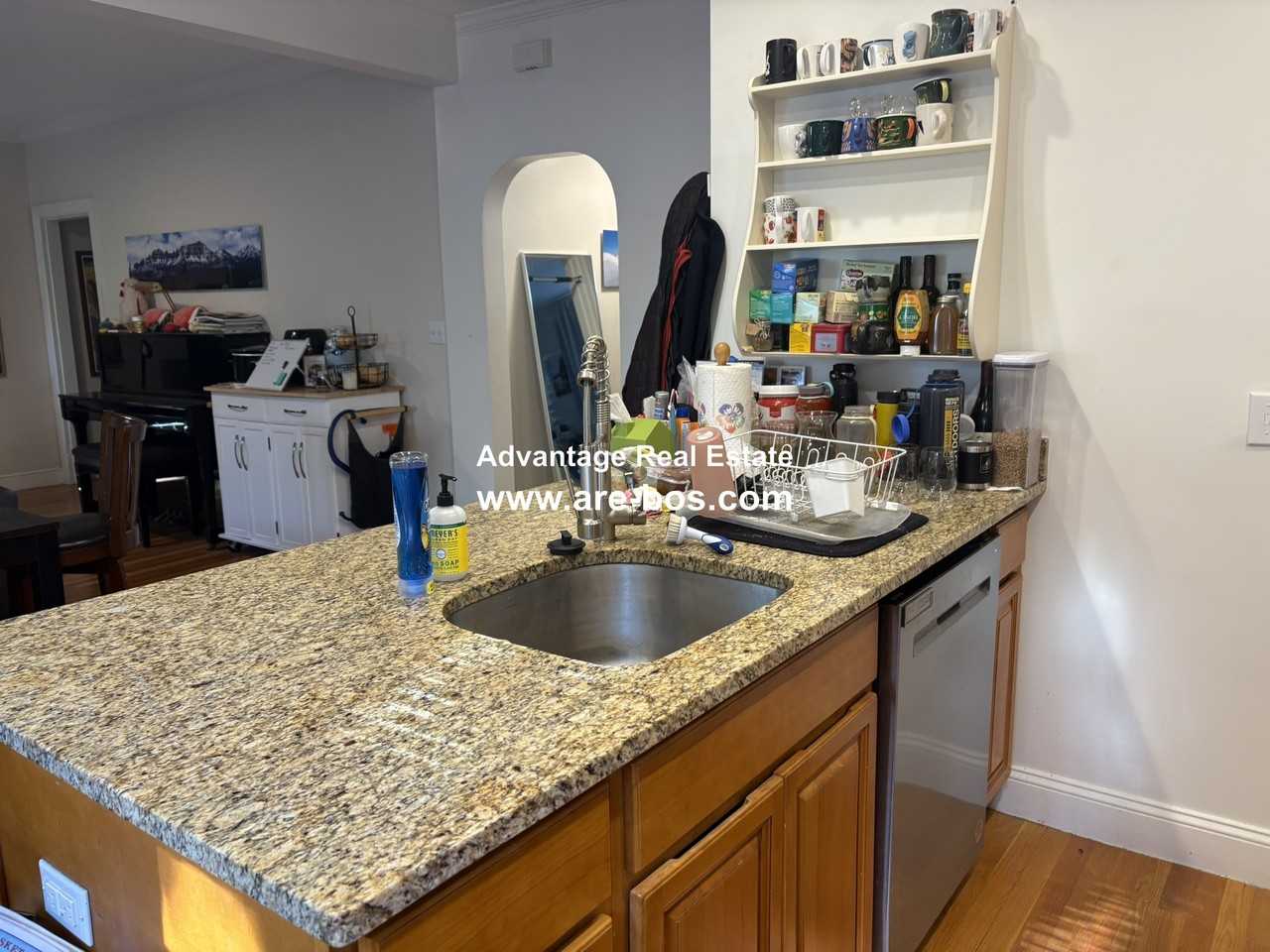 115 5th St - Photo 4 of 31