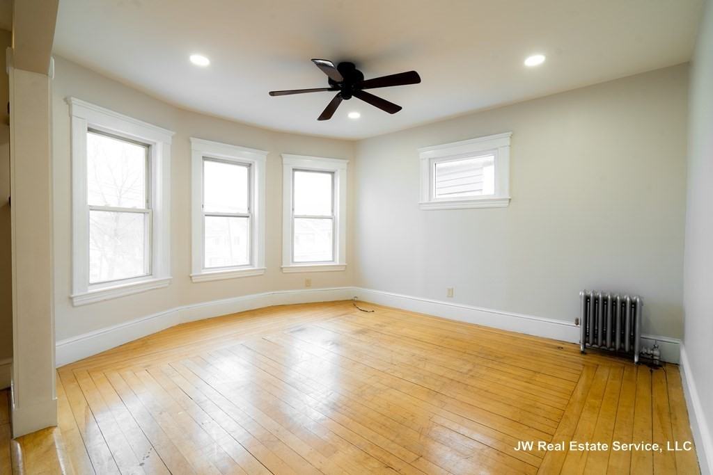 69 Union St #2 - Photo 4 of 10