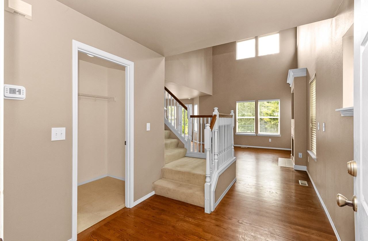 5006 152nd Pl Se #1 - Photo 3 of 36