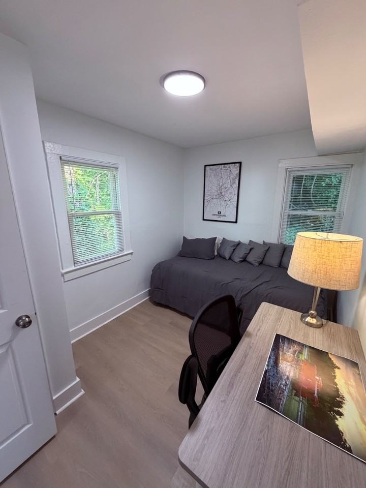 406 St Mark St - Photo 7 of 20