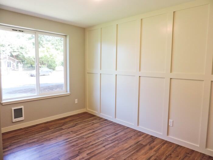 3806 N Winnifred St - Photo 3 of 17