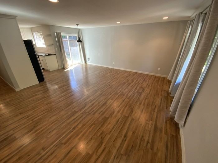 3806 N Winnifred St - Photo 4 of 17