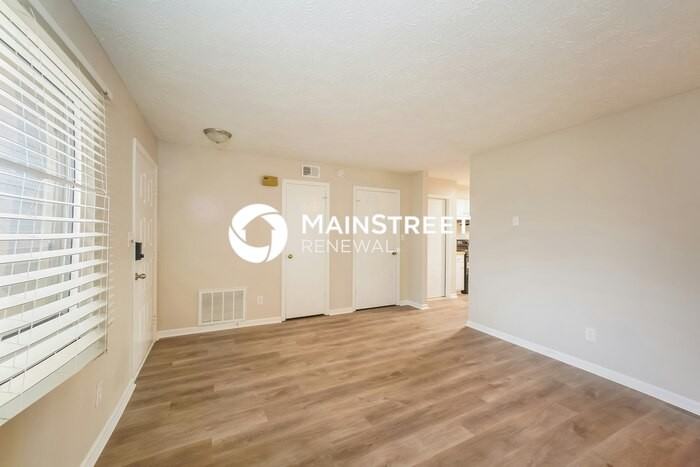 580 Boonesboro Rd - Photo 3 of 16