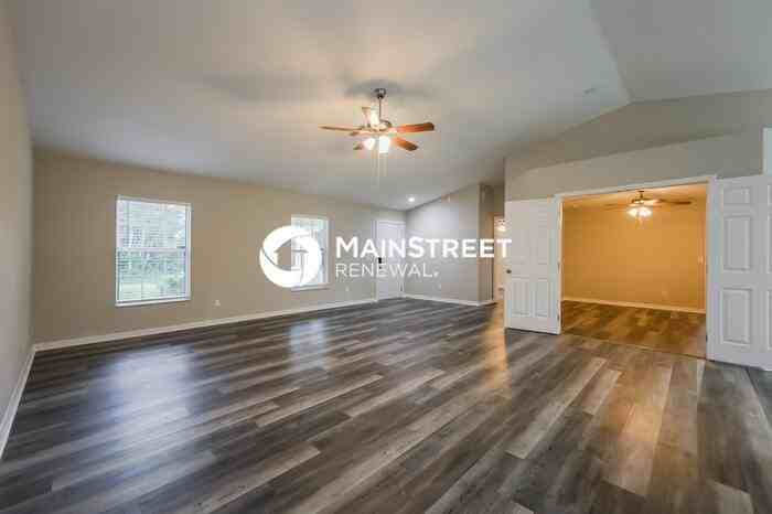3317 57th St W - Photo 3 of 16