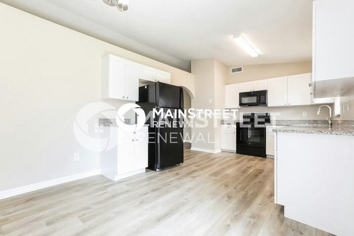 3516 Denham St - Photo 5 of 16