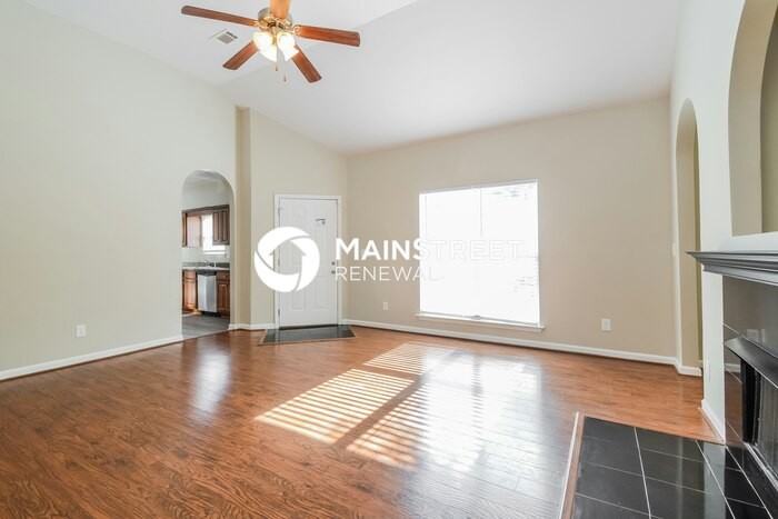 12958 Woodland Park Cir - Photo 5 of 16