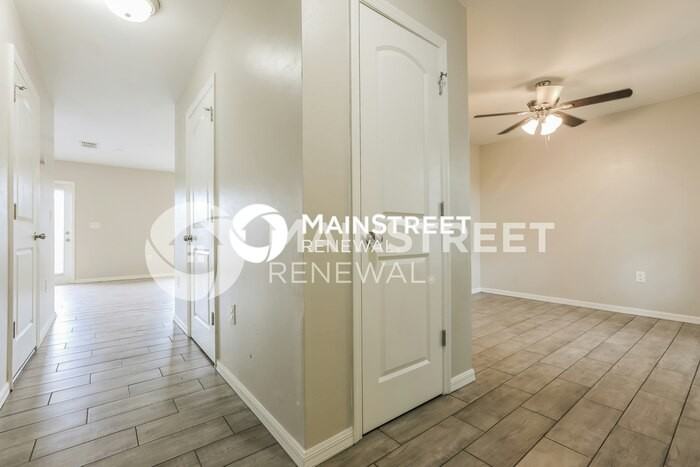 23192 Aberdeen Ave - Photo 6 of 17