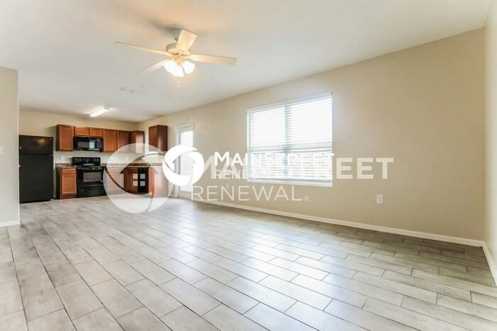 23192 Aberdeen Ave - Photo 7 of 17