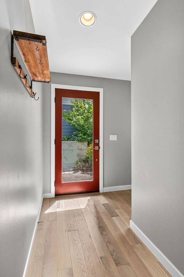 7325 Bainbridge Pl Sw - Photo 7 of 47