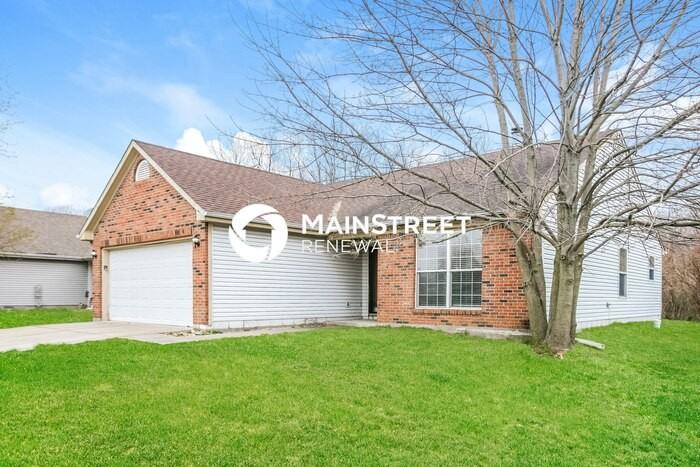 758 Muirfield Dr - Photo 3 of 15