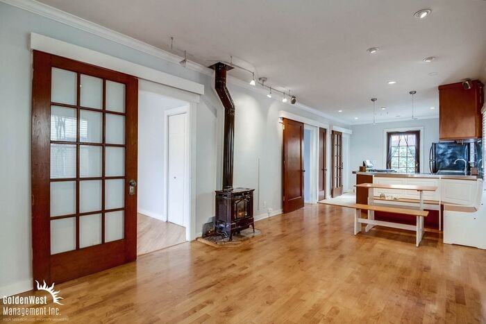 4567 Florida St - Photo 4 of 17