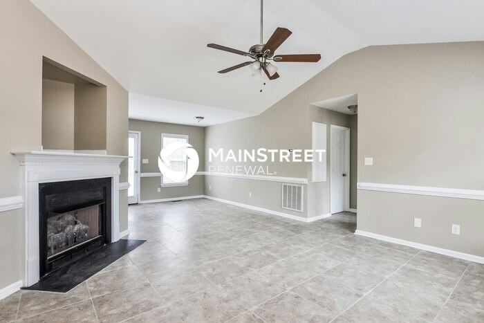 156 Old Pebble Ln - Photo 2 of 15