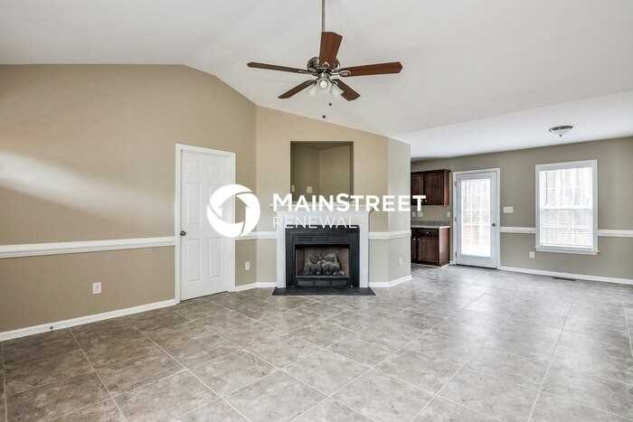 156 Old Pebble Ln - Photo 3 of 15