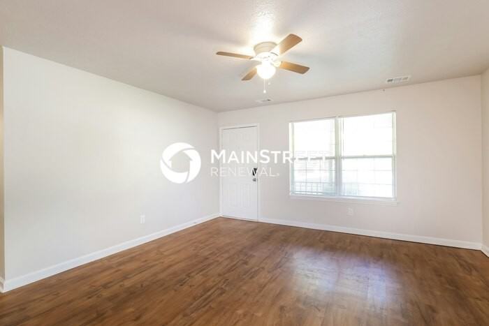 8131 Afterglow Dr - Photo 4 of 15