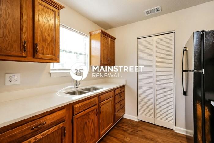 8131 Afterglow Dr - Photo 6 of 15
