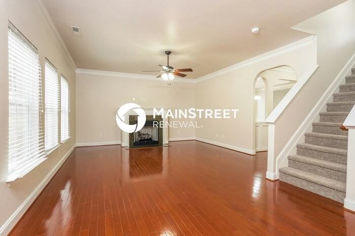 5420 Esher Dr - Photo 4 of 17