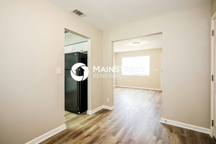 5805 Norde Dr E - Photo 6 of 16