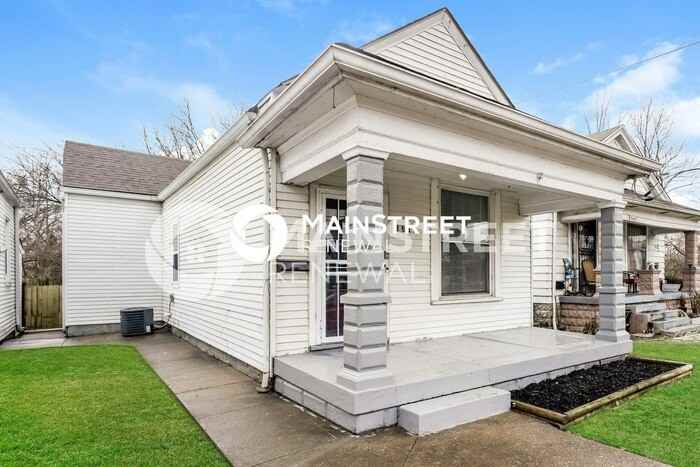 3618 Bank St - Photo 3 of 16