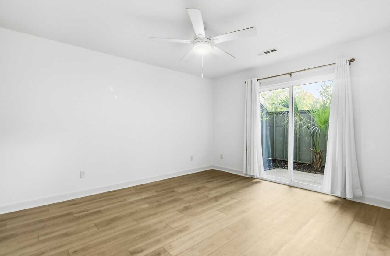 1174 Village Creek Lane - 1Apt. 2 #1 - Photo 5 of 38