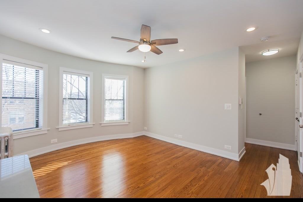 1942 W Wilson Ave #1948-1S - Photo 2 of 5