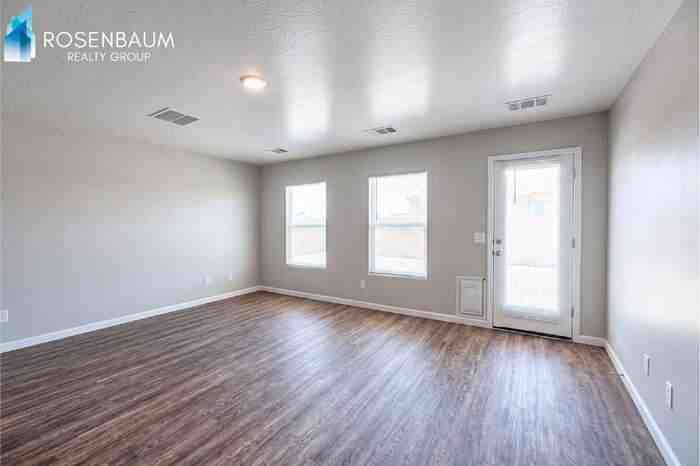 15196 S Avalon Rd - Photo 3 of 13