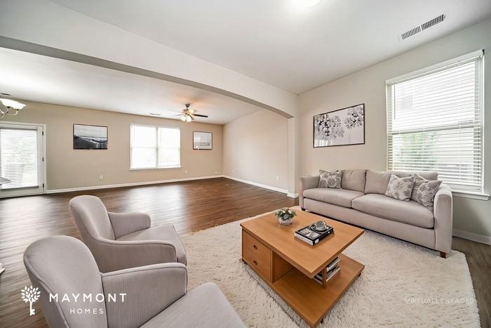 166 Biscayne Ter - Photo 6 of 16