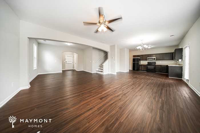 166 Biscayne Ter - Photo 7 of 16