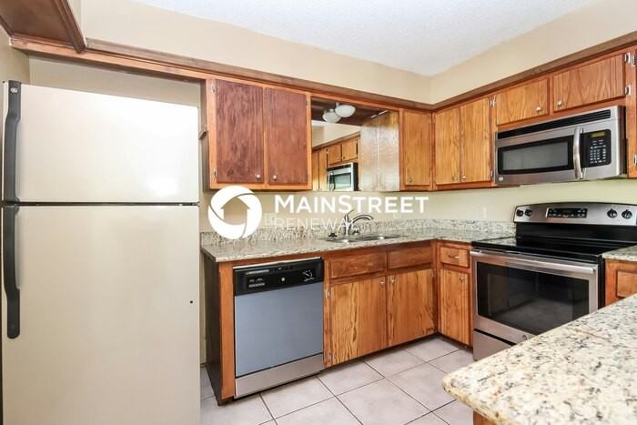 301 Springfield Dr - Photo 5 of 15