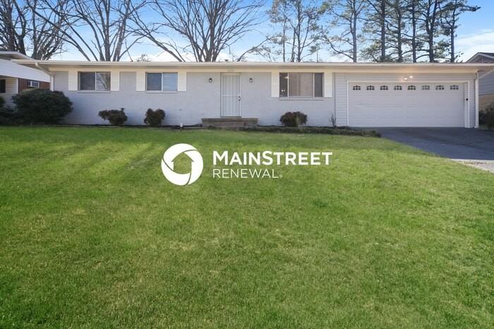 8553 Chesterfield Dr - Photo 2 of 16