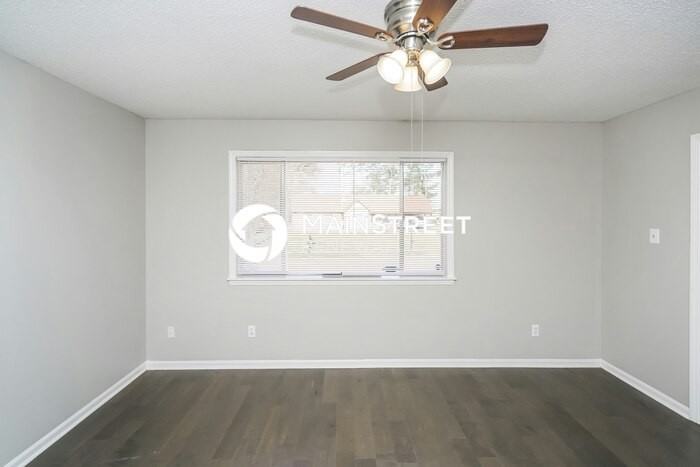 8553 Chesterfield Dr - Photo 5 of 16