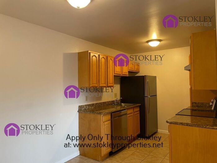 1477 Marchbanks Dr - Photo 7 of 28