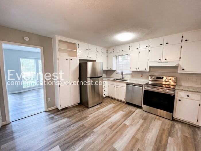 5536 Cheryl Dr - Photo 3 of 28