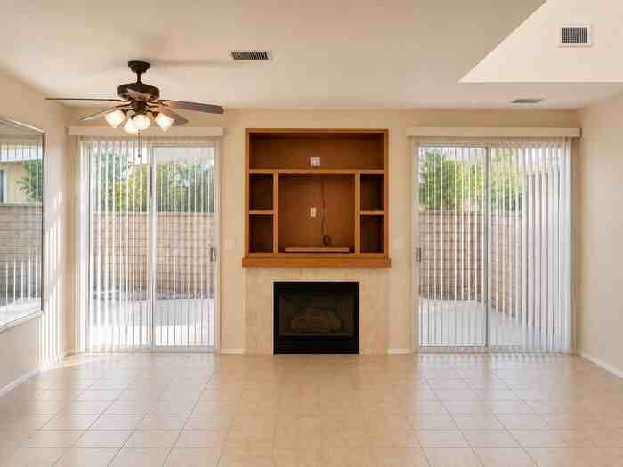 26604 Yosemite Pl - Photo 4 of 13