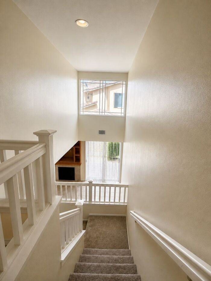 26604 Yosemite Pl - Photo 5 of 13