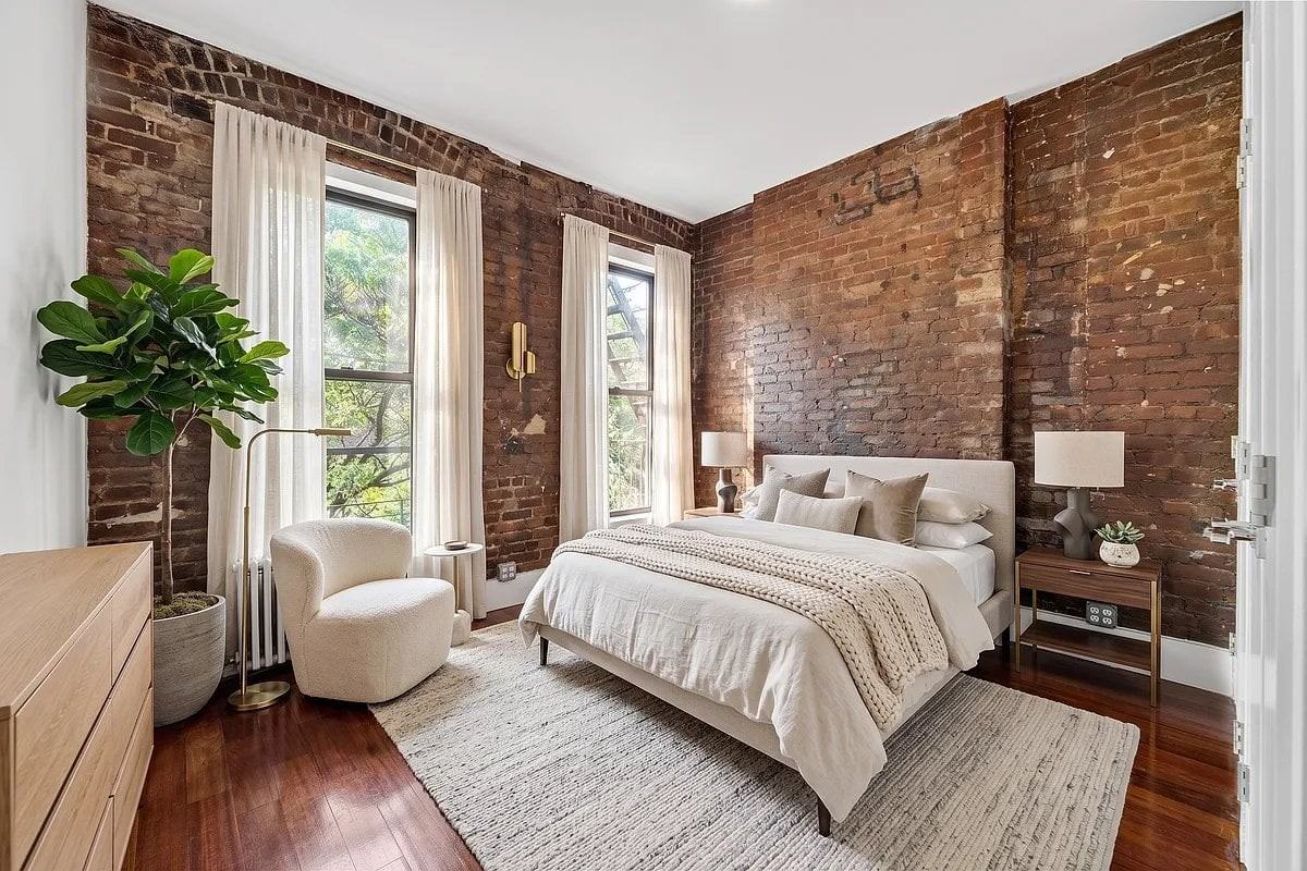 7 Carmine St #18 - Photo 2 of 10