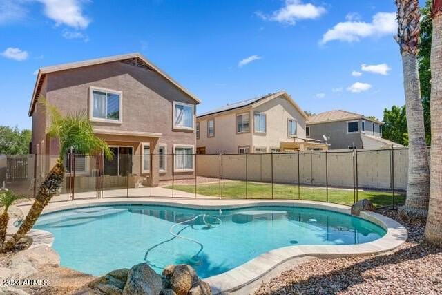 14855 W Columbine Dr - Photo 3 of 28