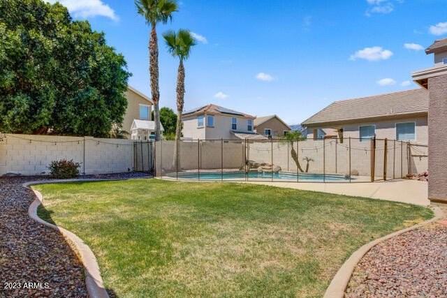 14855 W Columbine Dr - Photo 4 of 28