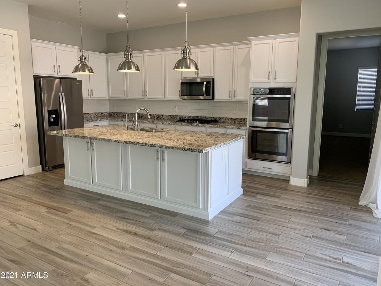 22654 E Stonecrest Dr - Photo 2 of 11