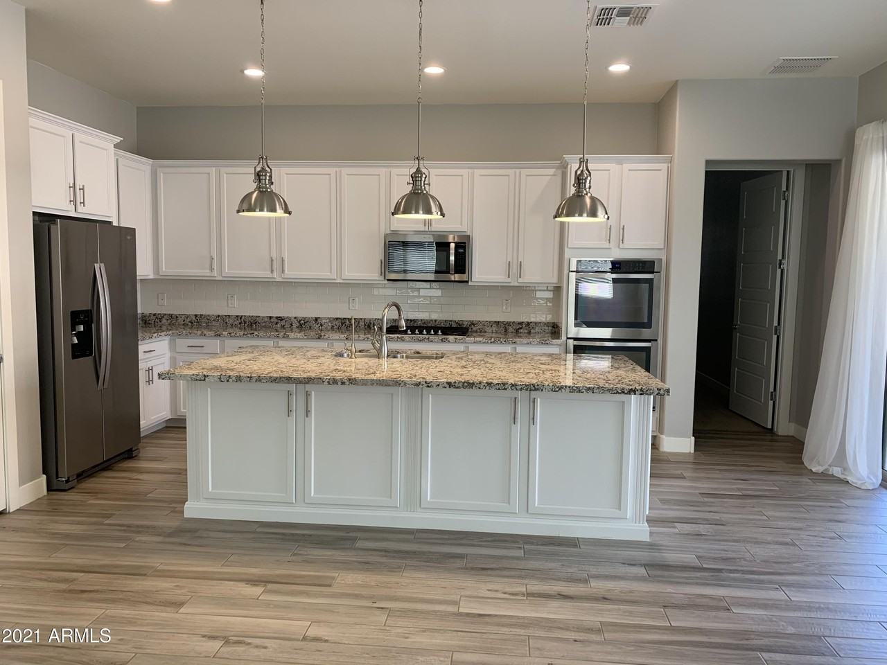 22654 E Stonecrest Dr - Photo 3 of 11