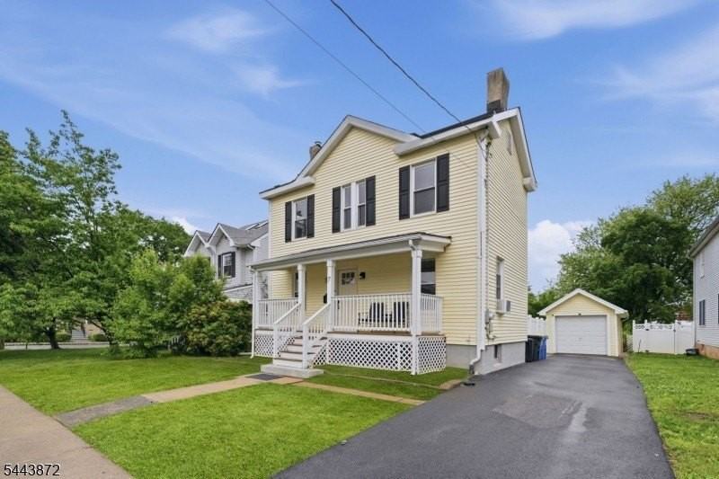 7 Fairview Ave - Photo 4 of 41
