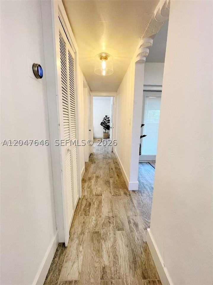 1040 Lenox Ave #1040 - Photo 7 of 19