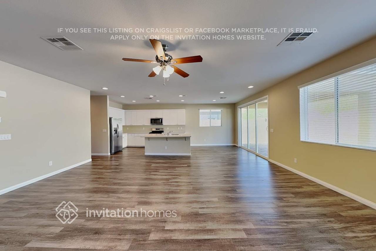 11629 Pizzo Ferrato St - Photo 5 of 19