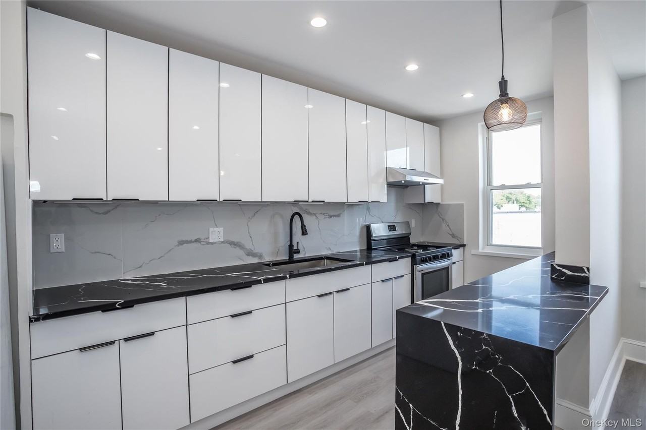 6717 Myrtle Ave #3F - Photo 2 of 19