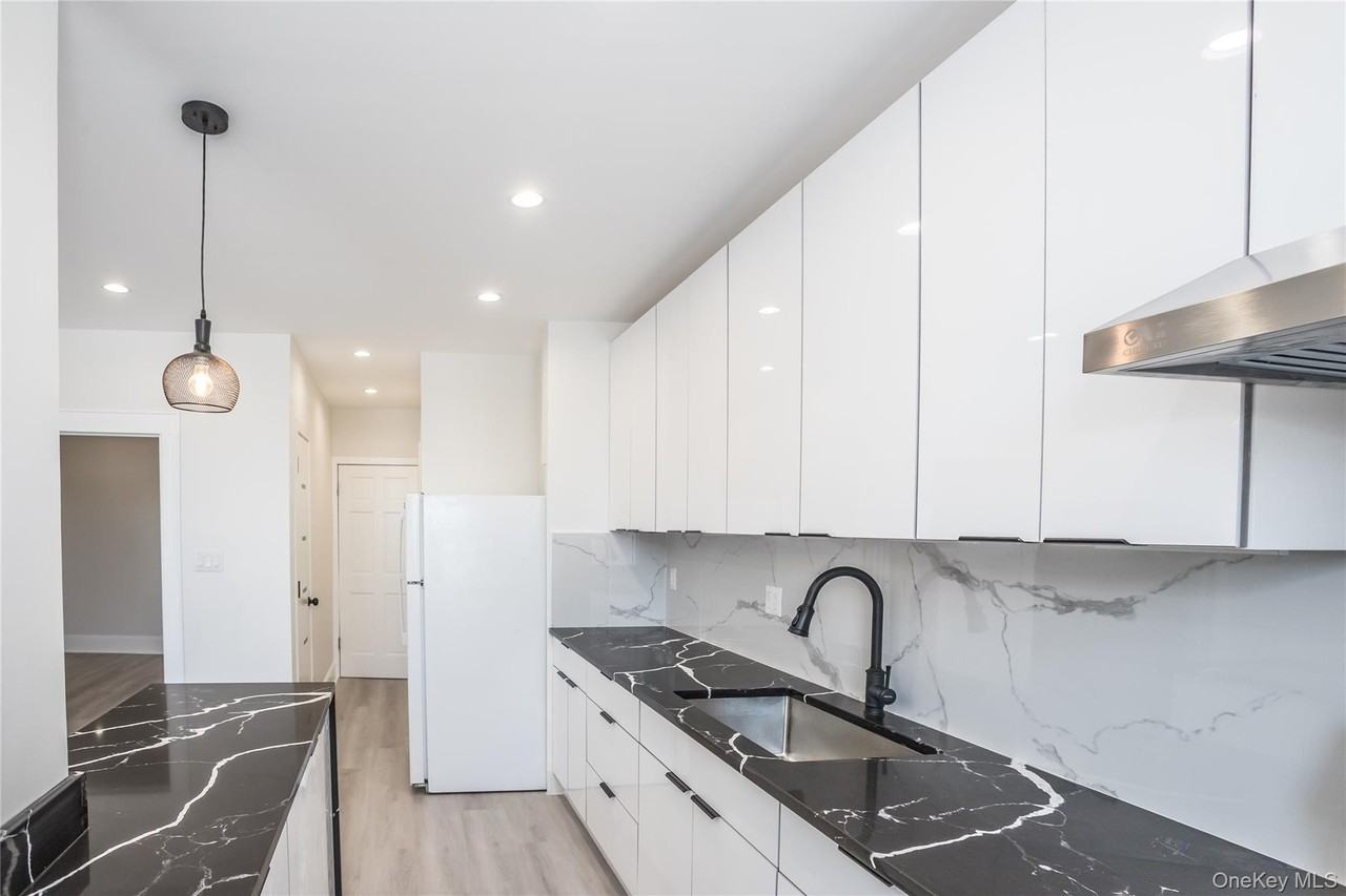6717 Myrtle Ave #3F - Photo 7 of 19